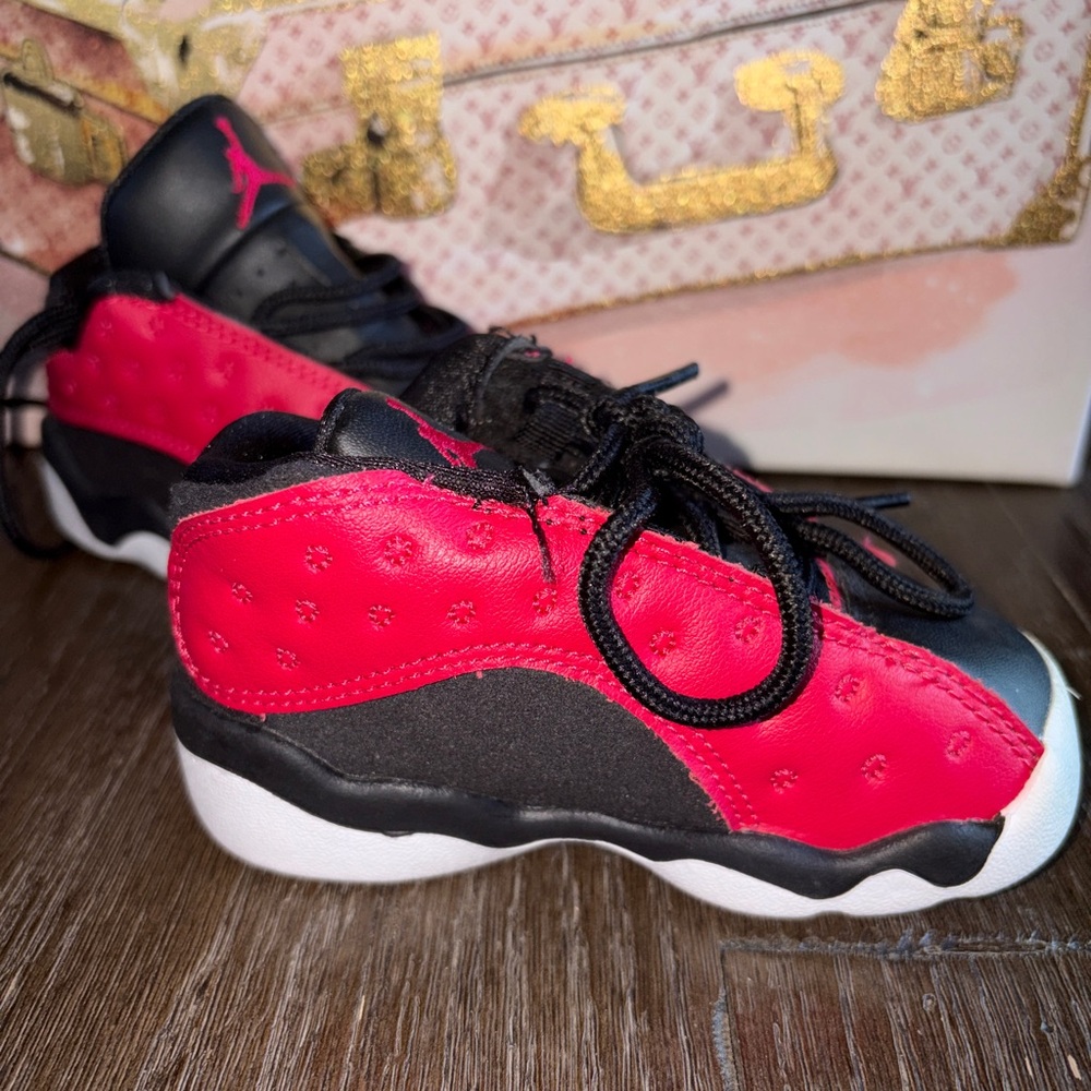 Jordan 13 Retro Low (TD) Sz 5C Ankle length sneakers Like New Condition
